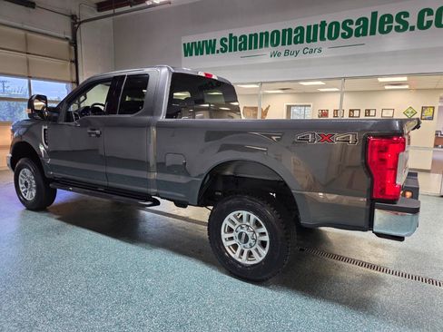 Used 2018 Ford F250 XLT w/ XLT Value Package AWD/4WD image 9