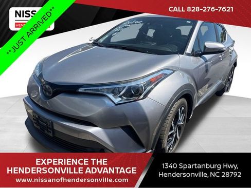 Used 2018 Toyota C-HR XLE FWD image 1