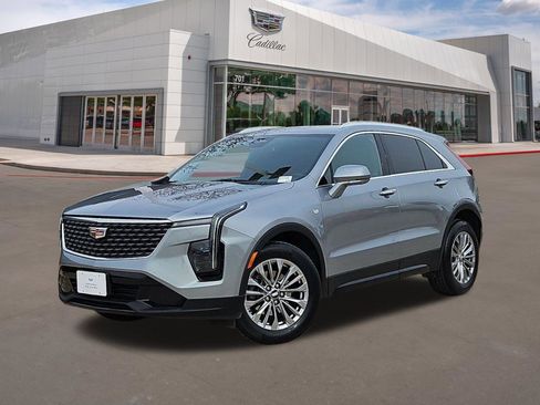 Certified 2025 Cadillac XT4 Premium Luxury FWD image 1
