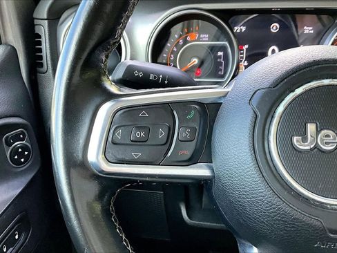 Certified 2020 Jeep Wrangler Unlimited Sahara AWD/4WD image 26