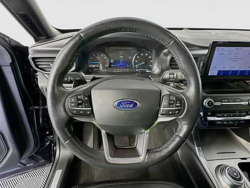 Used 2020 Ford Explorer Limited AWD/4WD image 11