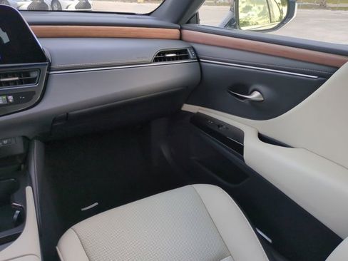 New 2025 Lexus ES 350 350 image 16