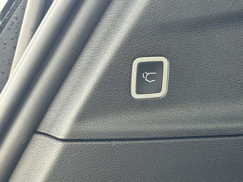 New 2026 Chrysler Pacifica Select image 39