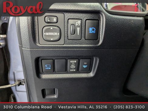 Used 2022 Toyota 4Runner SR5 Premium w/ Moonroof Package image 18