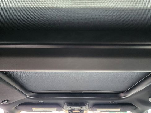 Used 2022 MINI Cooper S w/ Premium Package image 19