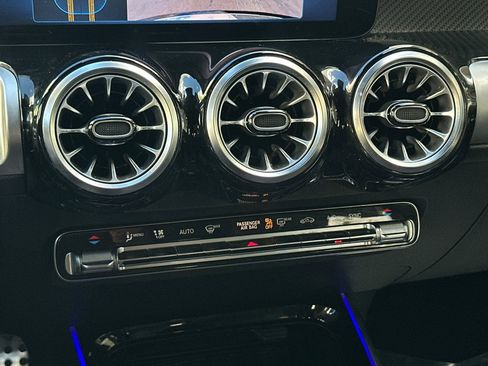 Certified 2024 Mercedes-Benz GLB 250 GLB 250 image 19