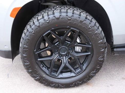 Used 2023 GMC Yukon XL Denali w/ Denali Reserve Package image 14