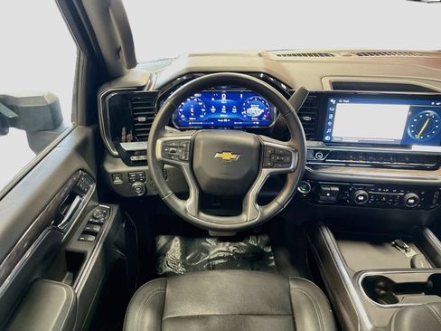 Used 2024 Chevrolet Silverado 2500 LTZ w/ LTZ Premium Package AWD/4WD image 24