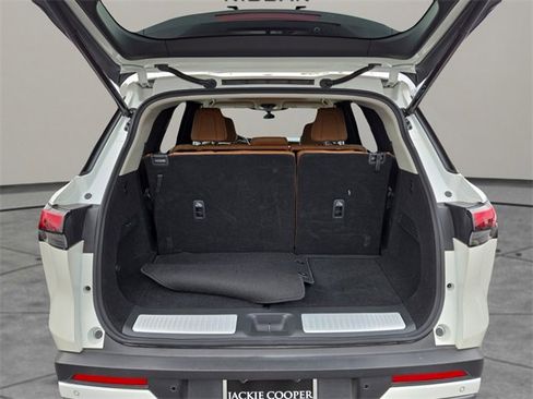 Used 2025 INFINITI QX60 Sensory image 31