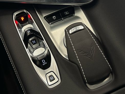 Used 2025 Chevrolet Corvette Stingray Preferred Conv w/ Z51 Performance Package image 32