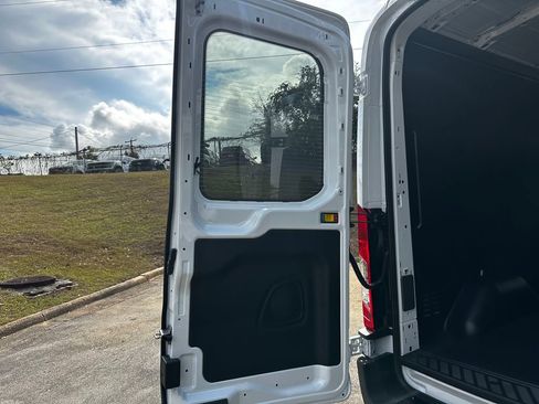 New 2026 Ford Transit 250 148 Medium Roof w/ Load Area Protection Package image 37