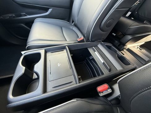 Used 2026 Honda Odyssey Touring image 24