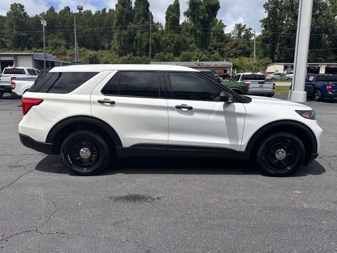 Used 2023 Ford Explorer 4WD Police Interceptor w/ Ultimate Wiring Package image 5