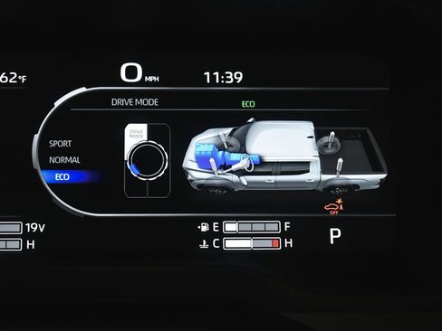 Used 2024 Toyota Tundra Limited w/ Power Package image 36