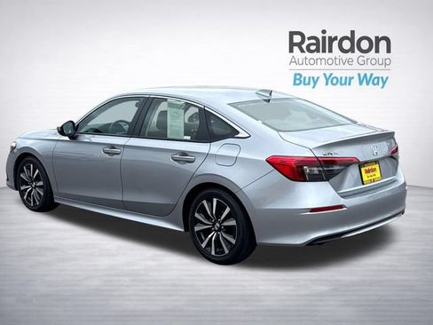 Used 2022 Honda Civic EX image 5