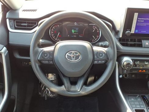 Certified 2025 Toyota RAV4 XLE AWD/4WD image 13