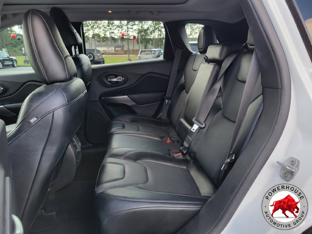Used 2022 Jeep Cherokee Latitude Lux FWD image 17