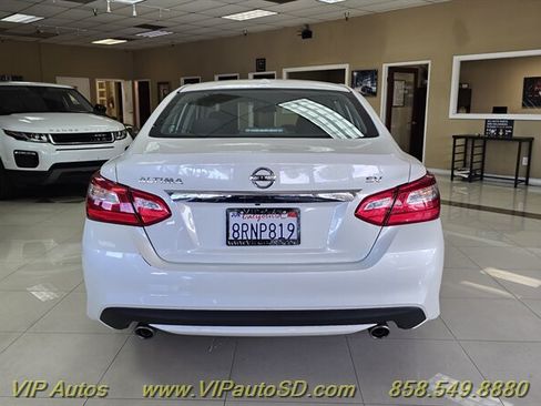 Used 2017 Nissan Altima 2.5 SV FWD image 7