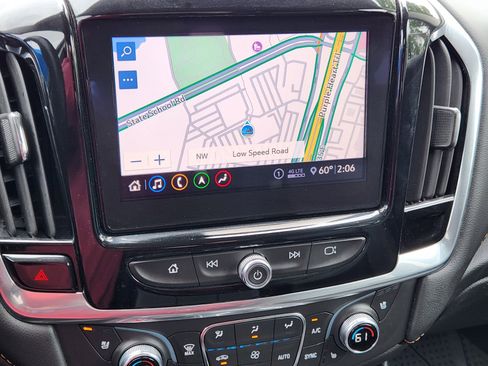 Used 2021 Chevrolet Traverse Premier w/ Redline Edition FWD image 7