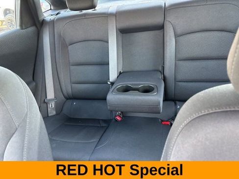 Used 2023 Chevrolet Malibu LT image 29