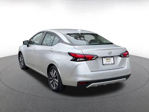 Used 2025 Nissan Versa SV image 10