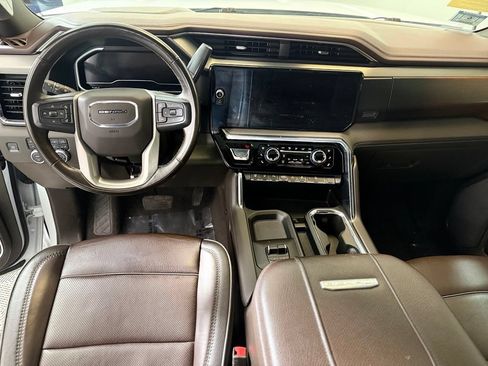 Used 2024 GMC Sierra 2500 Denali w/ Denali Reserve Package AWD/4WD image 10