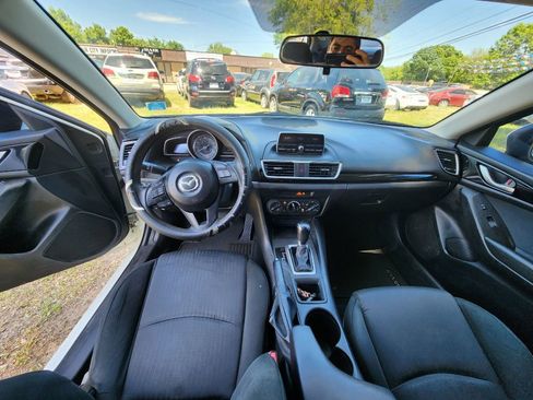 Used 2014 MAZDA MAZDA3 i Sport image 11