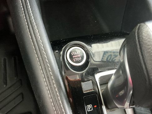 Used 2020 Nissan Kicks SV FWD image 24