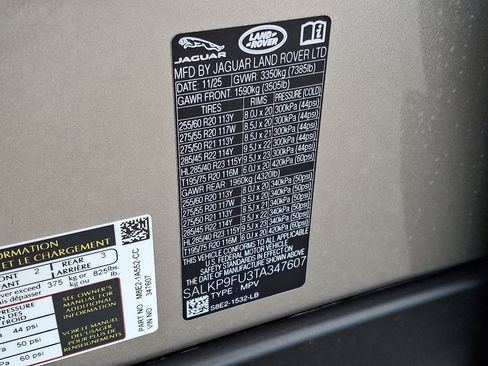 New 2026 Land Rover Range Rover SE image 19