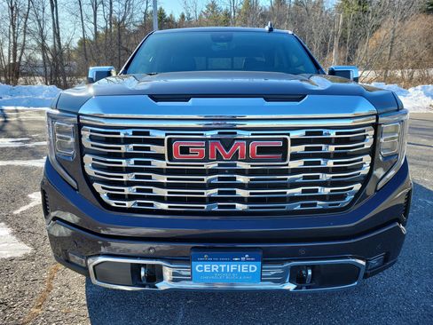 Used 2022 GMC Sierra 1500 Denali w/ Denali Reserve Package image 2