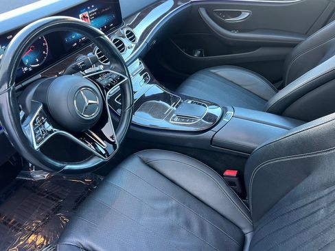 Used 2021 Mercedes-Benz E 350 Sedan image 4