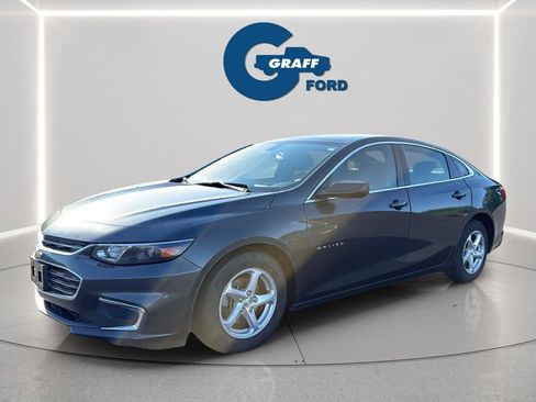 Used 2017 Chevrolet Malibu LS FWD image 2