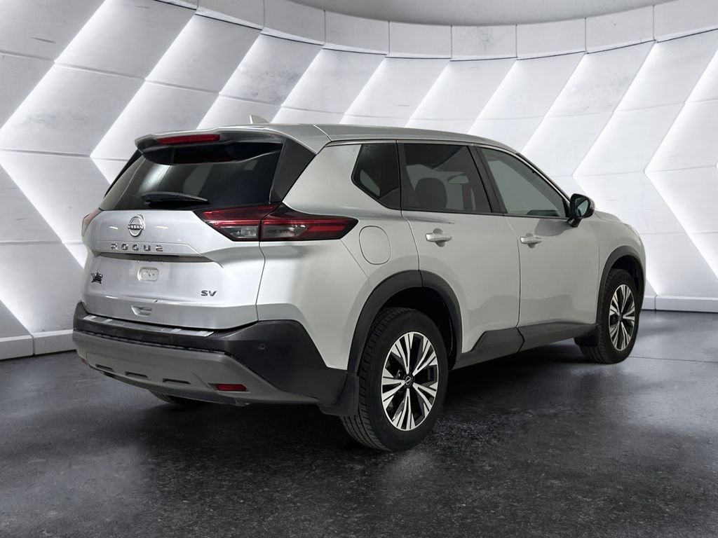 Used 2022 Nissan Rogue SV FWD image 4