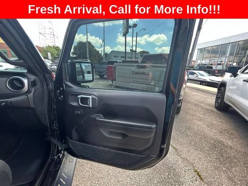 Used 2021 Jeep Wrangler Unlimited Sport AWD/4WD image 14