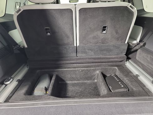 Used 2024 Rivian R1S Adventure image 26