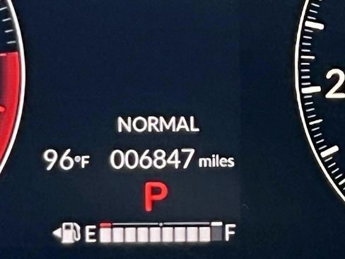 Used 2025 Honda CR-V EX-L image 24