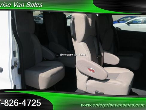 Used 2023 Ford Transit 350 XLT RWD image 19