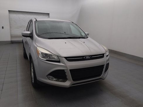 Used 2015 Ford Escape SE image 14