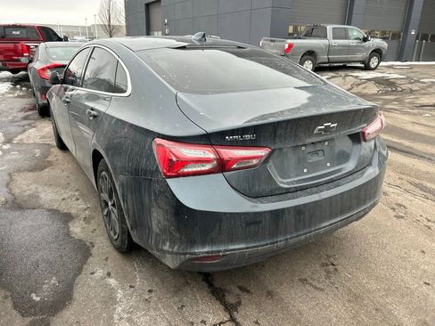 Used 2020 Chevrolet Malibu LT image 3