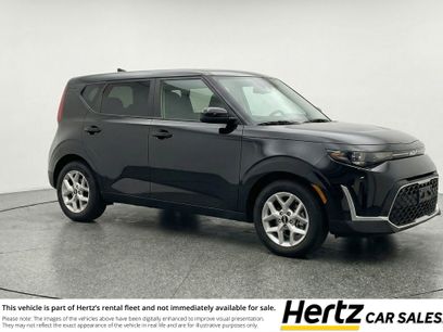 Used 2025 Kia Soul LX w/ LX Technology Package