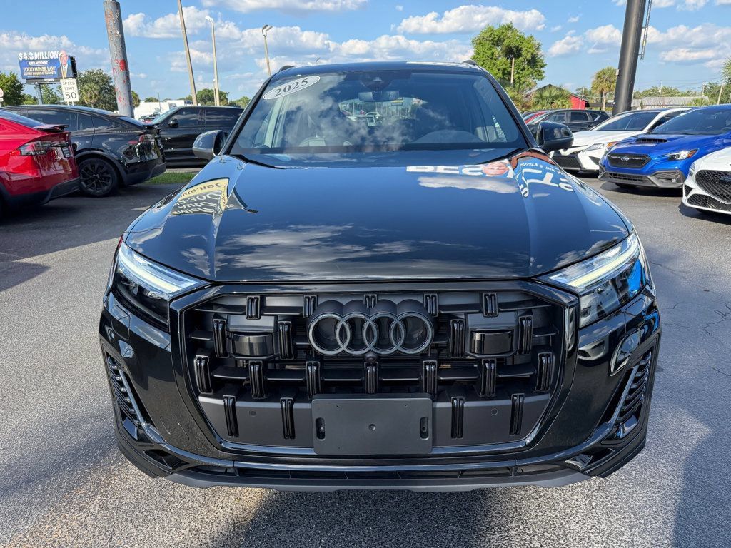 Used 2025 Audi Q7 3.0T Premium Plus AWD/4WD image 2