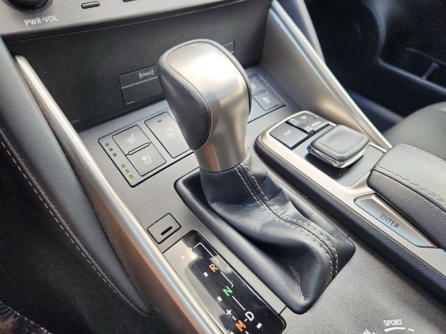 Used 2020 Lexus IS 300 AWD w/ Navigation Package image 15