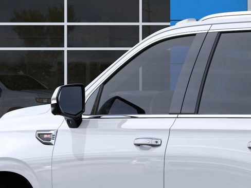 New 2026 GMC Yukon Denali image 13