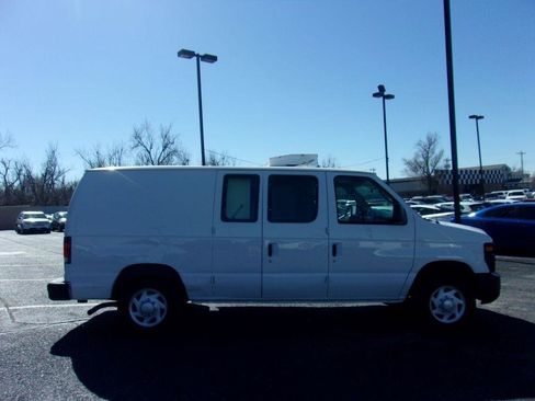 Used 2008 Ford E-150 and Econoline 150 RWD image 4