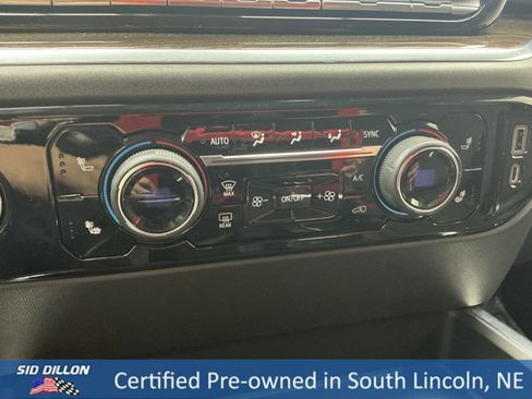 Used 2022 Chevrolet Silverado 1500 RST image 12