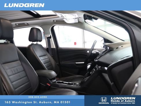 Used 2016 Ford Escape Titanium w/ Equipment Group 301A AWD/4WD image 14