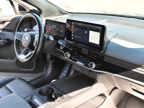 Used 2024 Honda Prologue Touring image 48