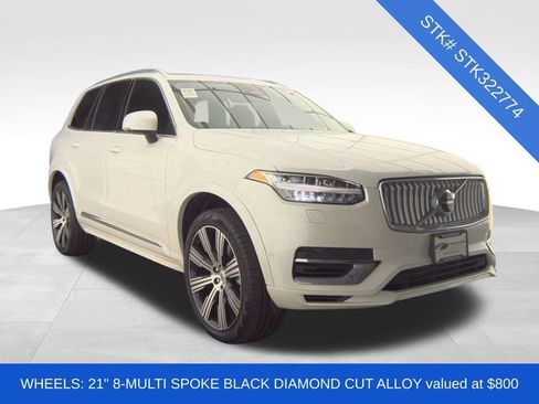 Used 2025 Volvo XC90 T8 Plus w/ Protection Package Premier image 3