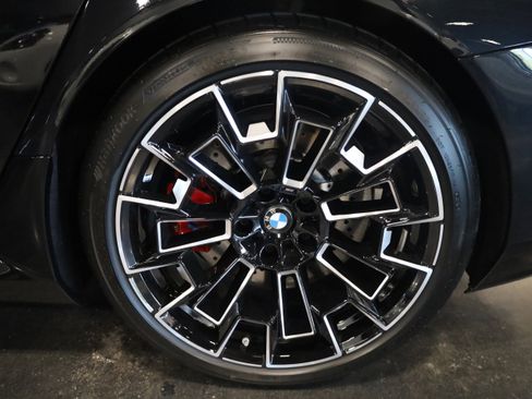 Used 2025 BMW M5 Touring w/ M Driver's Package image 12