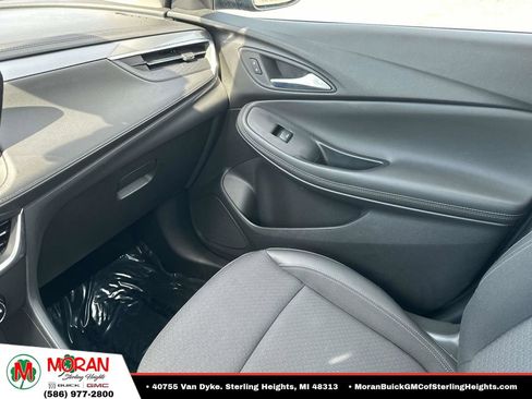 Certified 2024 Buick Encore GX Preferred w/ Comfort Package FWD image 30